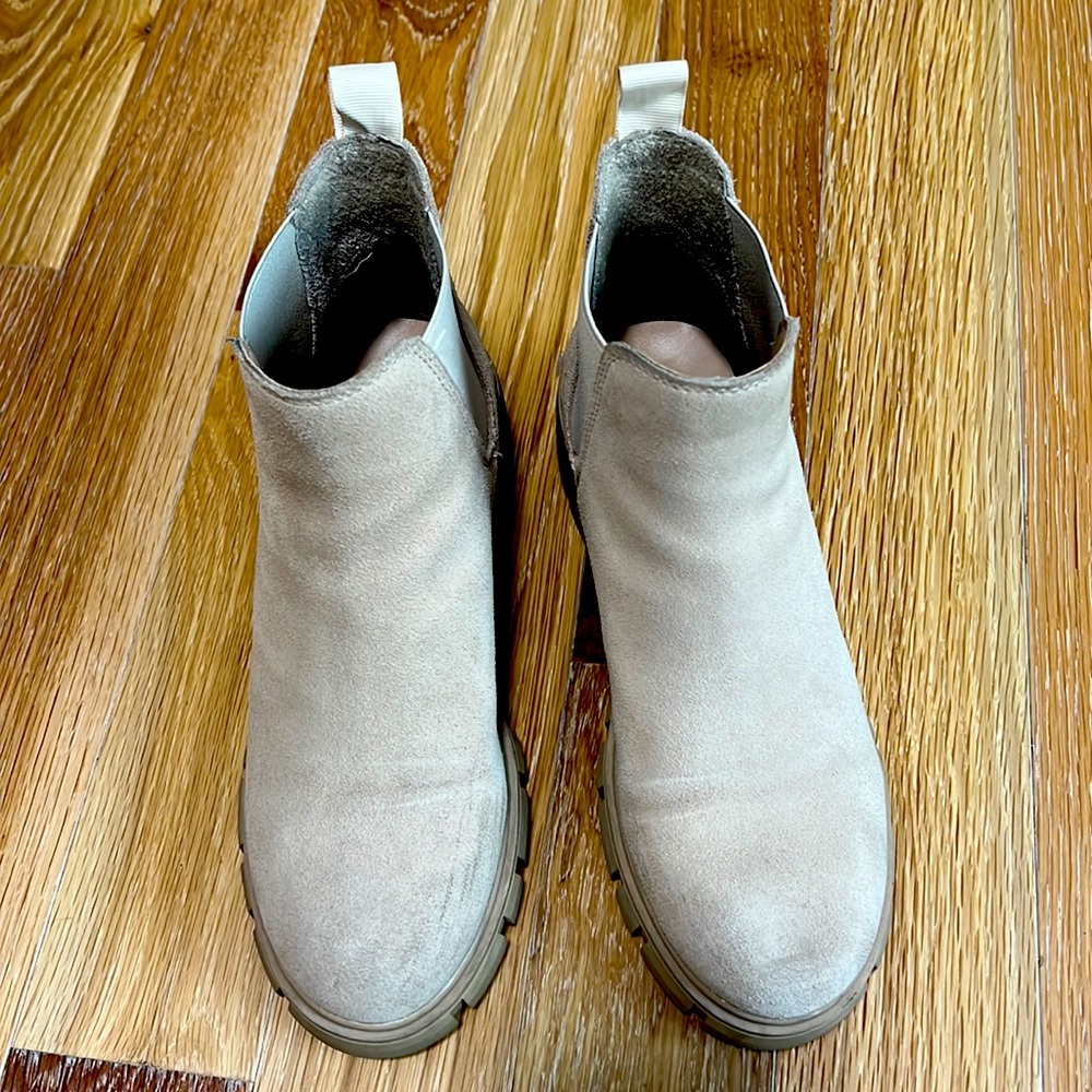 Steve Madden size 7 Howler boot